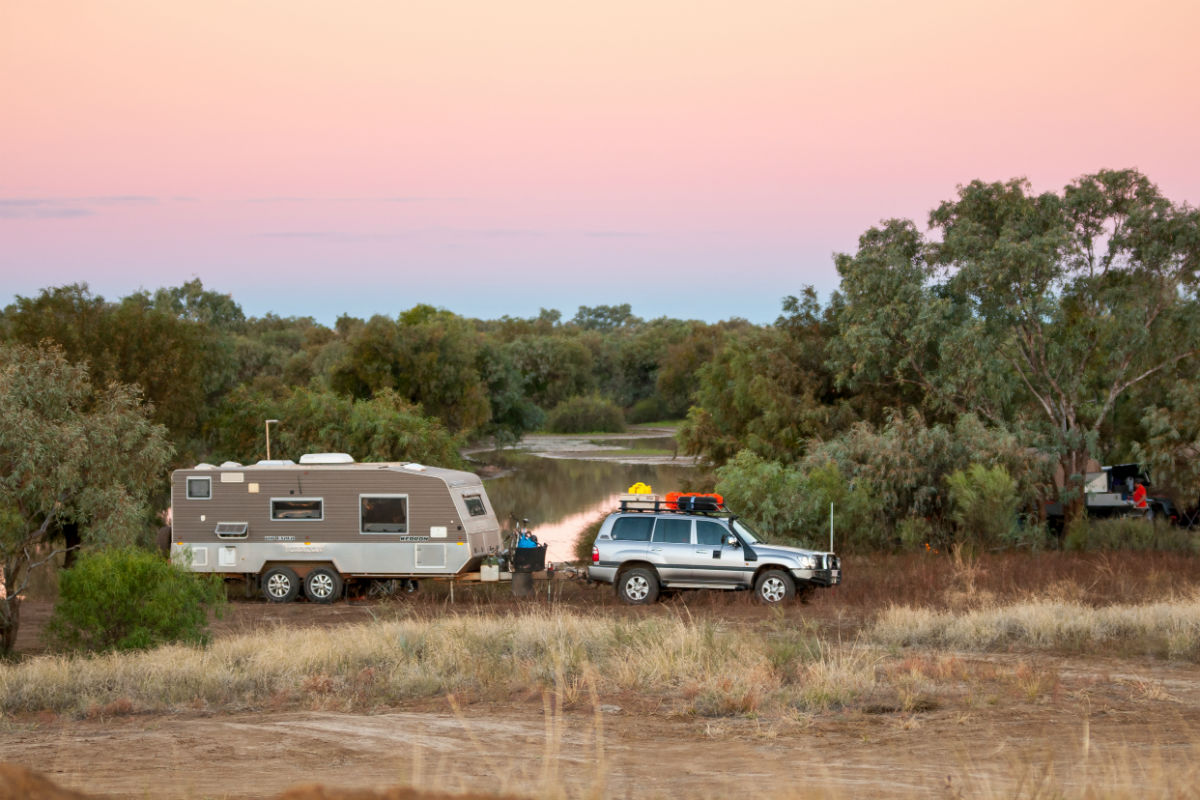 4WD towing caravan on the Rivergum scenic drive