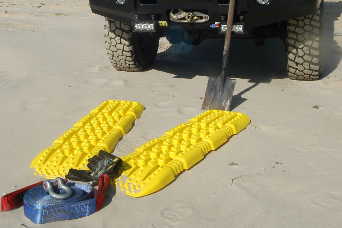 4WD equipment on the sand