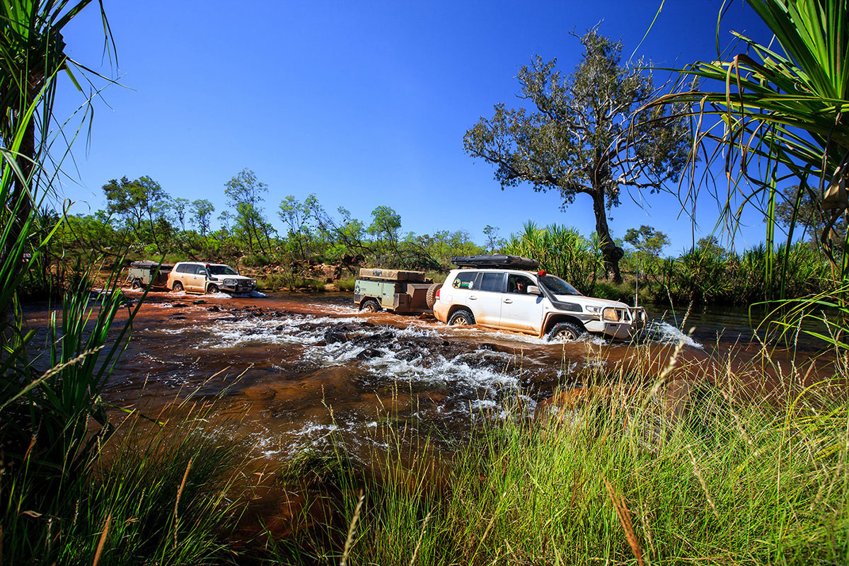 Driving-through-the-river-at-the-Gibb-RIver-Road