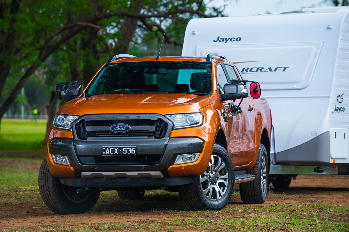 Ford-4WD-towing-Jayco-Starcraft