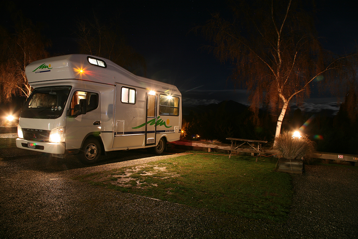 Motorhome-at-a-campsite-at-night