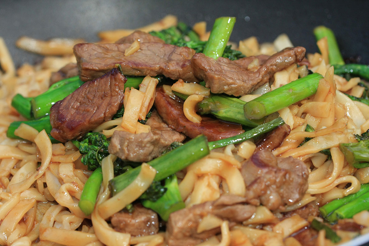 Broccolini-and-Beef-Noodles